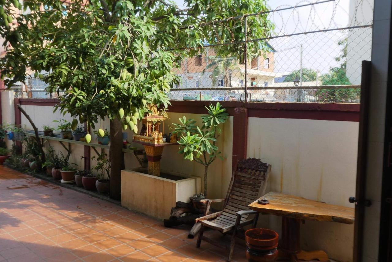 139 Guest House Phnom Penh Exterior photo